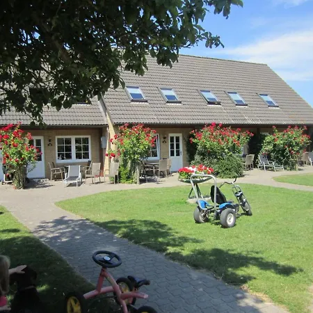 Holiday home Ferienbauernhof Liesenberg Jagdreihenhaus Rehkitz *