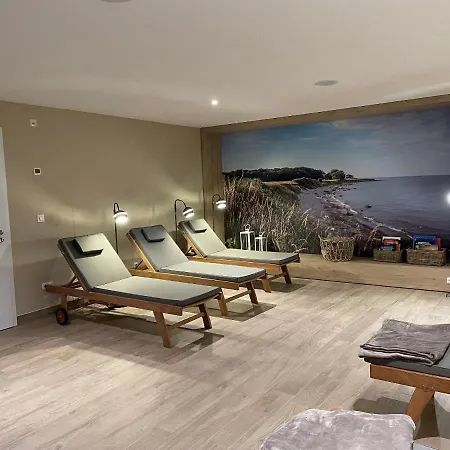 Ferienbauernhof Liesenberg Jagdreihenhaus Rehkitz * Fehmarn