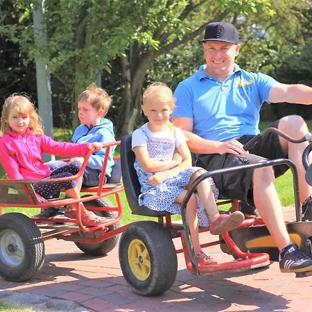 Ferienbauernhof Liesenberg Jagdreihenhaus Rehkitz Prázdninový dům Fehmarn